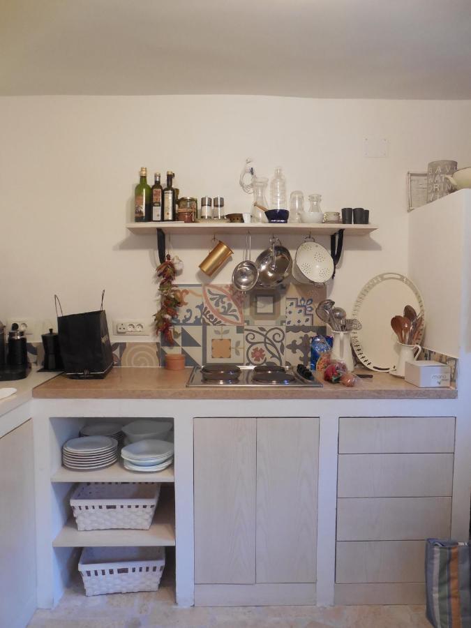 Ferienwohnung Steinhaus Mit Terrasse Rovinj Exterior foto