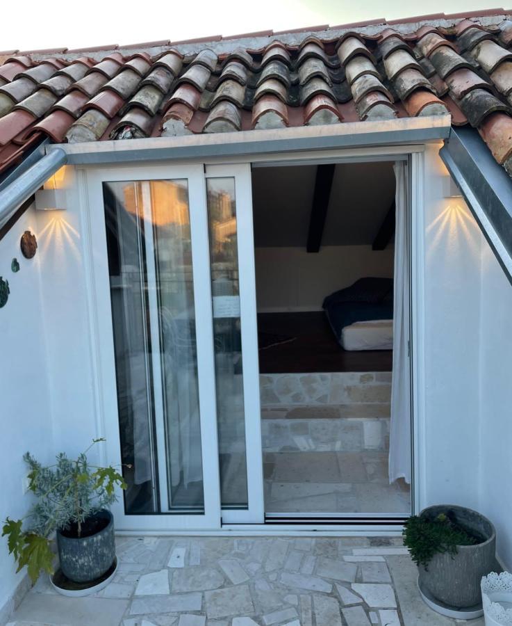 Ferienwohnung Steinhaus Mit Terrasse Rovinj Exterior foto