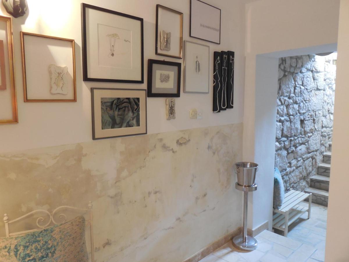 Ferienwohnung Steinhaus Mit Terrasse Rovinj Exterior foto